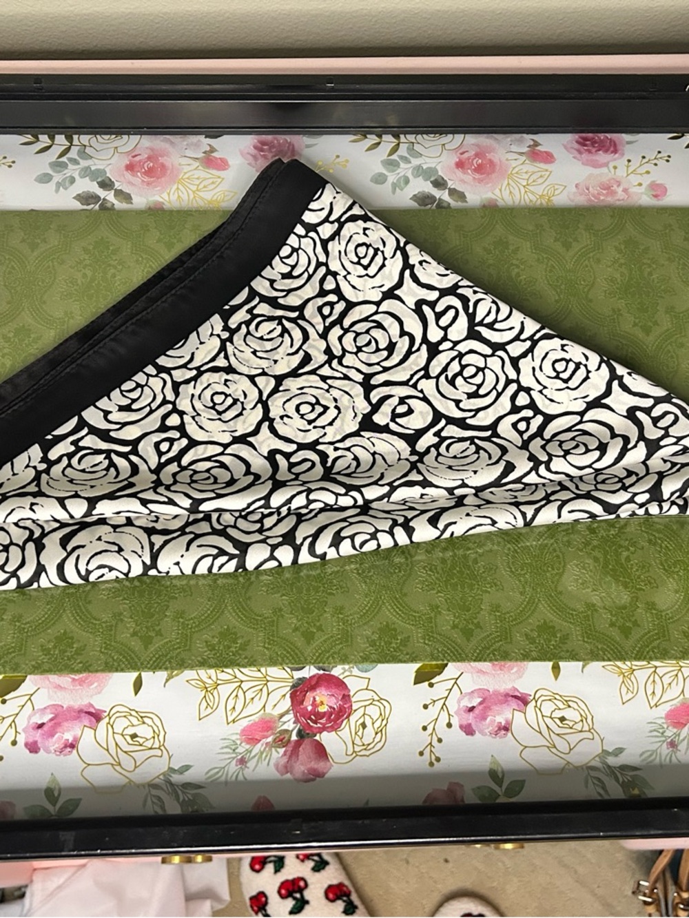 Black & White Floral Scarf - Picture 5 of 5